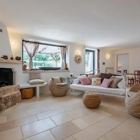 Trulli Laguna By Villa Ostuni